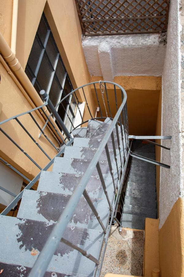 Stylish, Basement Studio With Roof Top Access - Ep9B Atene Esterno foto