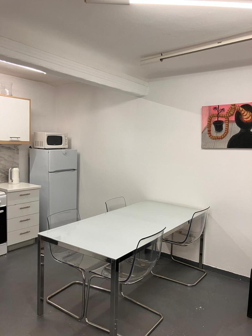 Stylish, Basement Studio With Roof Top Access - Ep9B Atene Esterno foto